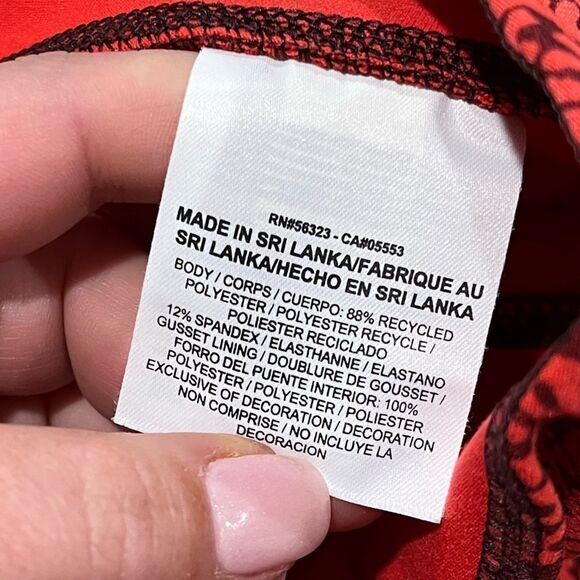 Nike Legend 2.0 Mezzo Capri TGT Leggings II Mid Rise Pull-On Stretch Red Small - Picture 5 of 6